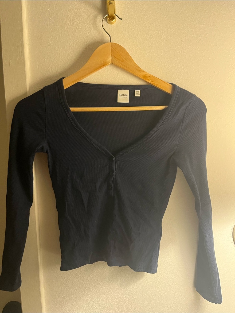Aritzia Navy Ribbed Long-Sleeve V-Neck Top
